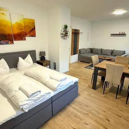 Bitterfeld Modern & Gemuetlich Apartment Holzweissig