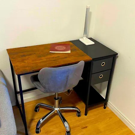 Bitterfeld Modern & Gemuetlich アパート *