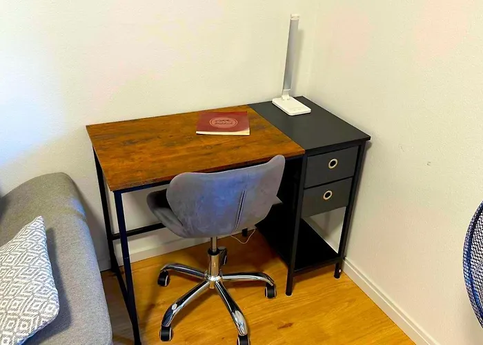 Bitterfeld Modern & Gemuetlich アパート *