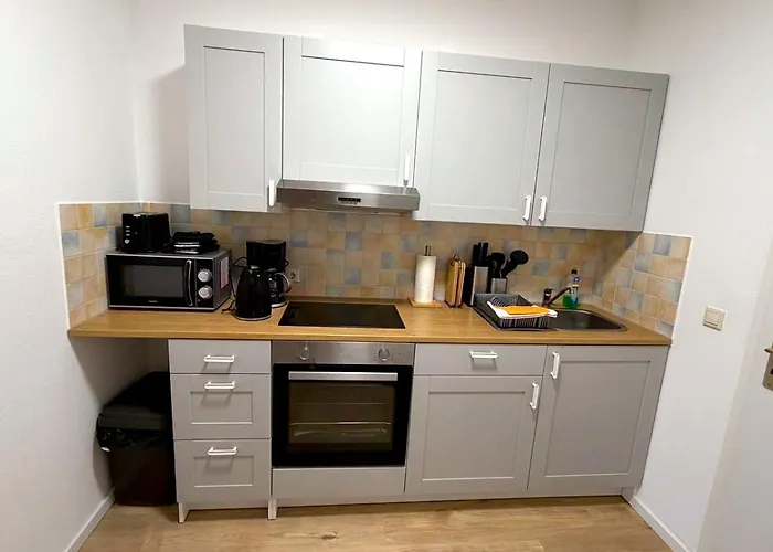 Bitterfeld Modern & Gemuetlich * Holzweissig